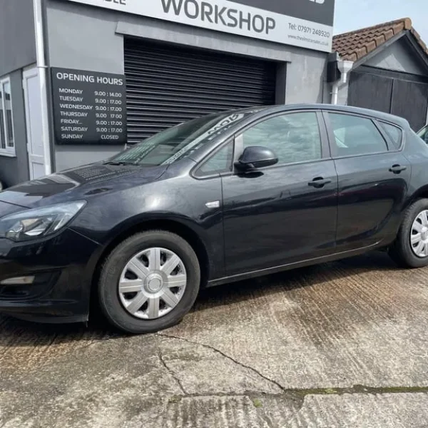 2013 Vauxhall Astra Exclusive 1.7 Cdti Ecoflex S/s Hatchback Diesel Manual