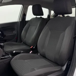 2015 Ford Fiesta 1.25 Zetec 5-door hatchback petrol manual - Image 6