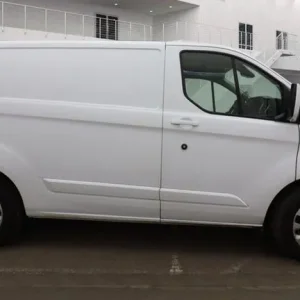 2019 Ford Transit Custom 2.0 EcoBlue 130ps Low Roof Panel Van Diesel Manual - Image 5