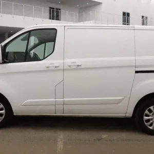 2019 Ford Transit Custom 2.0 EcoBlue 130ps Low Roof Panel Van Diesel Manual - Image 6