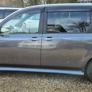 2007 Toyota Sienta Wellcab Gun Metal Grey - Image 5