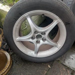 Set of 4 Toyota Prius and Celica 16 inch alloy wheels - Image 4