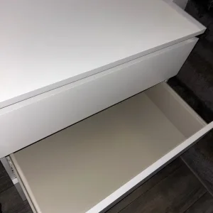 White IKEA Malm 3-drawer set - Image 4