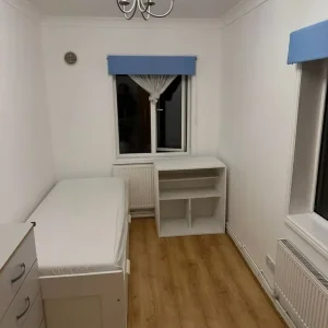 Big single room - Image 2