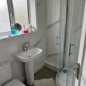 Big single room - Image 4
