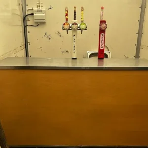 72” stainless steel bar with shelf and castors - Image 6
