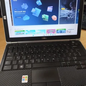 Laptop with Windows 11 and Office 2016 - Image 3