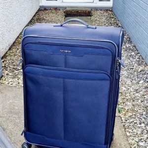 Samsonite suitcase - Image 3