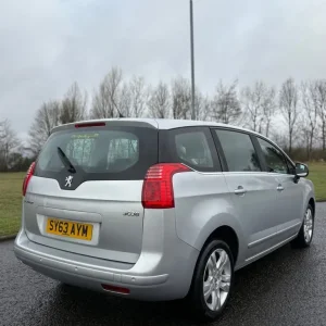 2013 Peugeot 5008 1.6 HDi 115 Active 5dr MPV Diesel Manual - Image 3