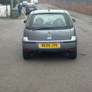 2005 Vauxhall Corsa 1.2L manual hatchback - Image 2