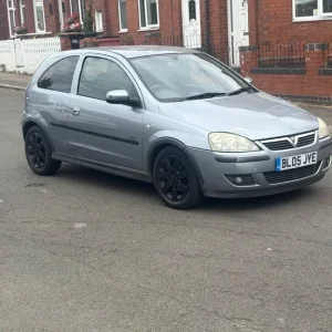 2005 Vauxhall Corsa 1.2L manual hatchback - Image 6