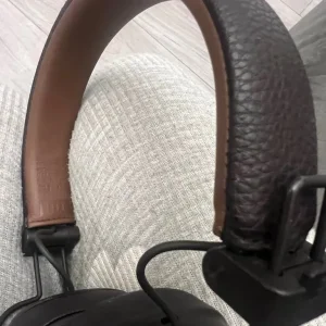 Marshall Major IV Wireless Headphones Brown - Image 6
