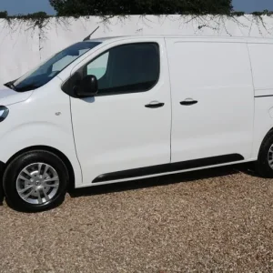 2020 Vauxhall Vivaro 1.5d Dynamic H1 Panel Van - Image 3