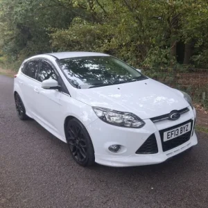 2013 Ford Focus 1.0 EcoBoost Zetec S 5-door hatchback - Image 4