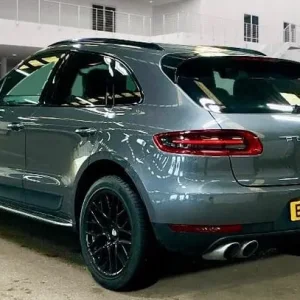 2015 Porsche Macan S Diesel 5-door Estate - Image 5