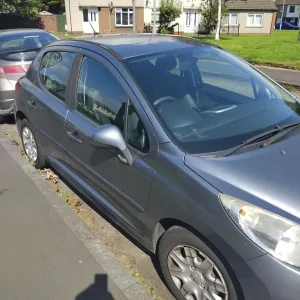 Peugeot 207 Hatchback 2009 Manual 1.36L 5-door - Image 2