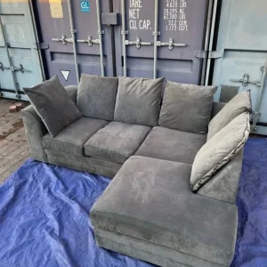 Grey sofa 🛋️ - Image 4