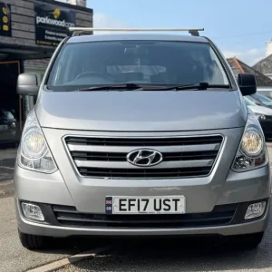 2017 Hyundai i800 2.5 CRDi SE 5dr MPV - Image 3