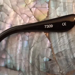 Unisex Mondo Sunglasses NEW - Image 4