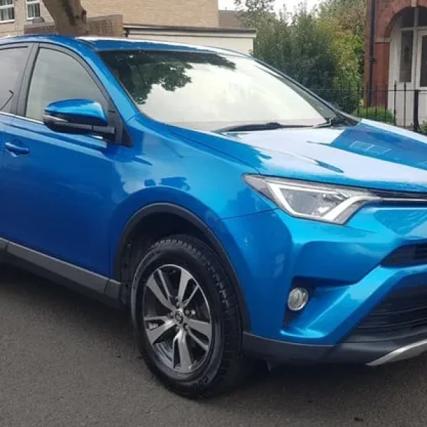 2016 Toyota RAV4 Business Edition 2.0 D-4D in blue