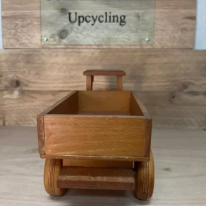 Model pick up truck - Image 4