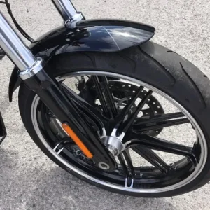 2019 Harley-Davidson Softail Breakout 114 Vivid Black - Image 2