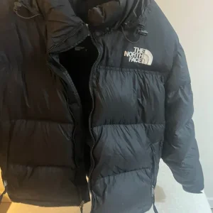Ladies Northface Nuptse jacket puffer - Image 2