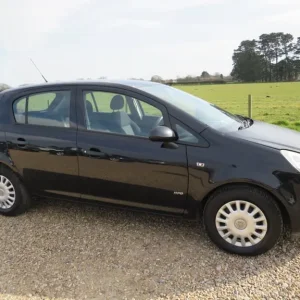 2010 Vauxhall Corsa 1.2i 16V Life 5 Door Hatchback - Image 3