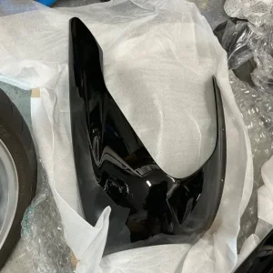 Triumph-Thruxton 1200 new Triumph Dolphin fairing kit - Black - Image 4