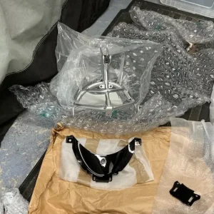 Triumph-Thruxton 1200 new Triumph Dolphin fairing kit - Black - Image 8