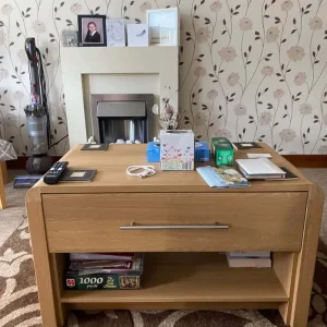 Solid coffee table g46