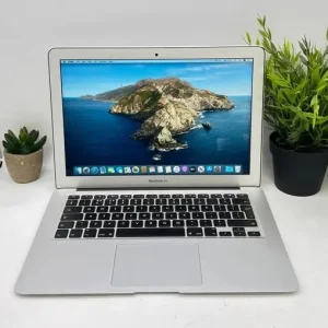 Apple MacBook Air 13.3" with i5, 8GB RAM, 128GB SSD - Image 4