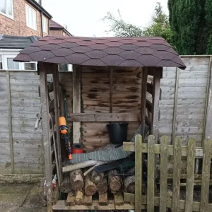 Log storage/stand - Image 2