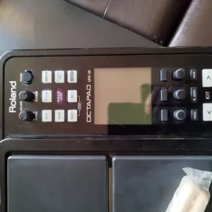 Roland Octapad SPD-30BK and drum sticks - Image 2