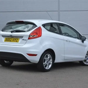 2012 Ford Fiesta 1.25 Zetec Hatchback - Image 6