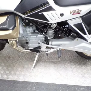 2024 Moto Guzzi V100 Mandello with just 2,857 miles - Image 8