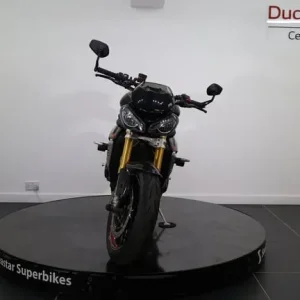 2022 Triumph Speed Triple RS 1160 RS – 4600 Miles - Image 3