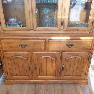 Dresser - Image 4