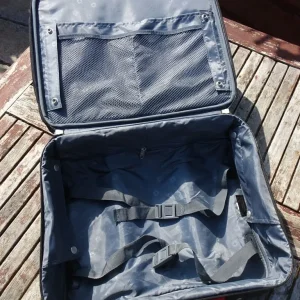 Wenger case with laptop compartment - Image 7
