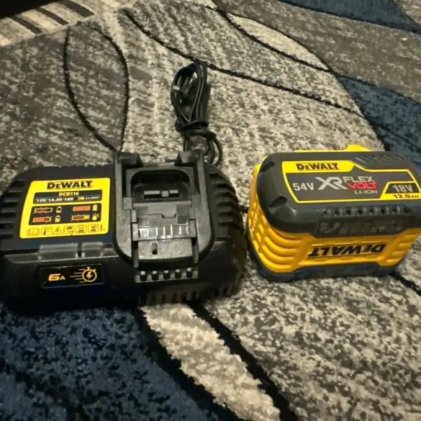 DeWALTS 18V/54V 12.0Ah Battery With Charger