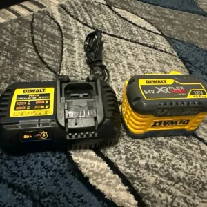 DeWALTS 18V/54V 12.0Ah Battery With Charger