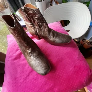 Russell & Bromley Vintage Gold Metallic Ankle Boots UK 4.5/EU37.5 - Image 2