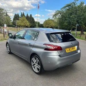 Peugeot 308 Allure E-hdi - Image 3