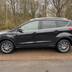 2013 Ford Kuga 2.0 TDCi Titanium 5-door SUV - Image 2