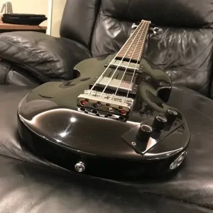 Cort EFVB1 Viola Bass Guitar - 90s - Black, solid and very well made - Image 2