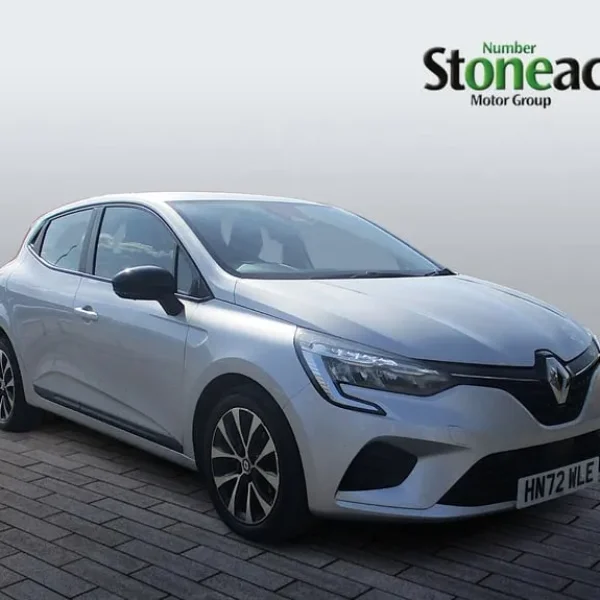 2022 Renault Clio 1.0 TCe 90 Evolution 5-door hatchback petrol manual