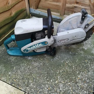Makita DPC 6410 Disc Cutter