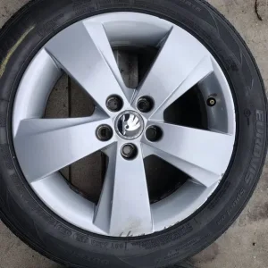 Skoda Fabia 15 inch alloy wheels 2017 5x100 - Image 3
