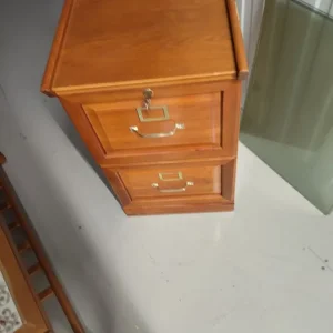 Wooden 2-drawer filing cabinet - Image 2