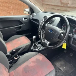 2007 Ford Fiesta 1.4 Zetec 5-door Hatchback Petrol Manual - Image 6